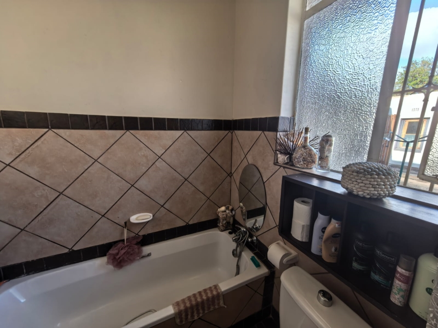 4 Bedroom Property for Sale in Parys Free State